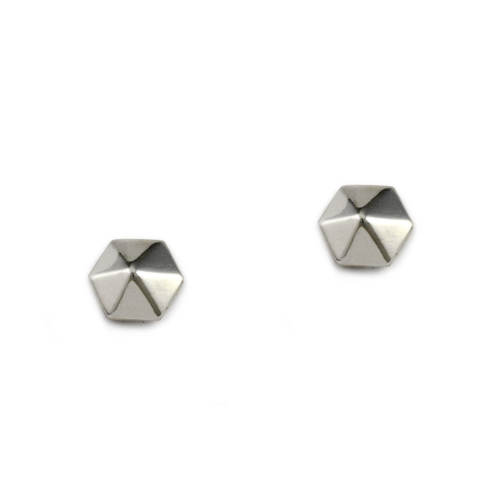 SILVER STANDARD SIZE (1/2 inch) PYRAMID STUDS 20 PACK